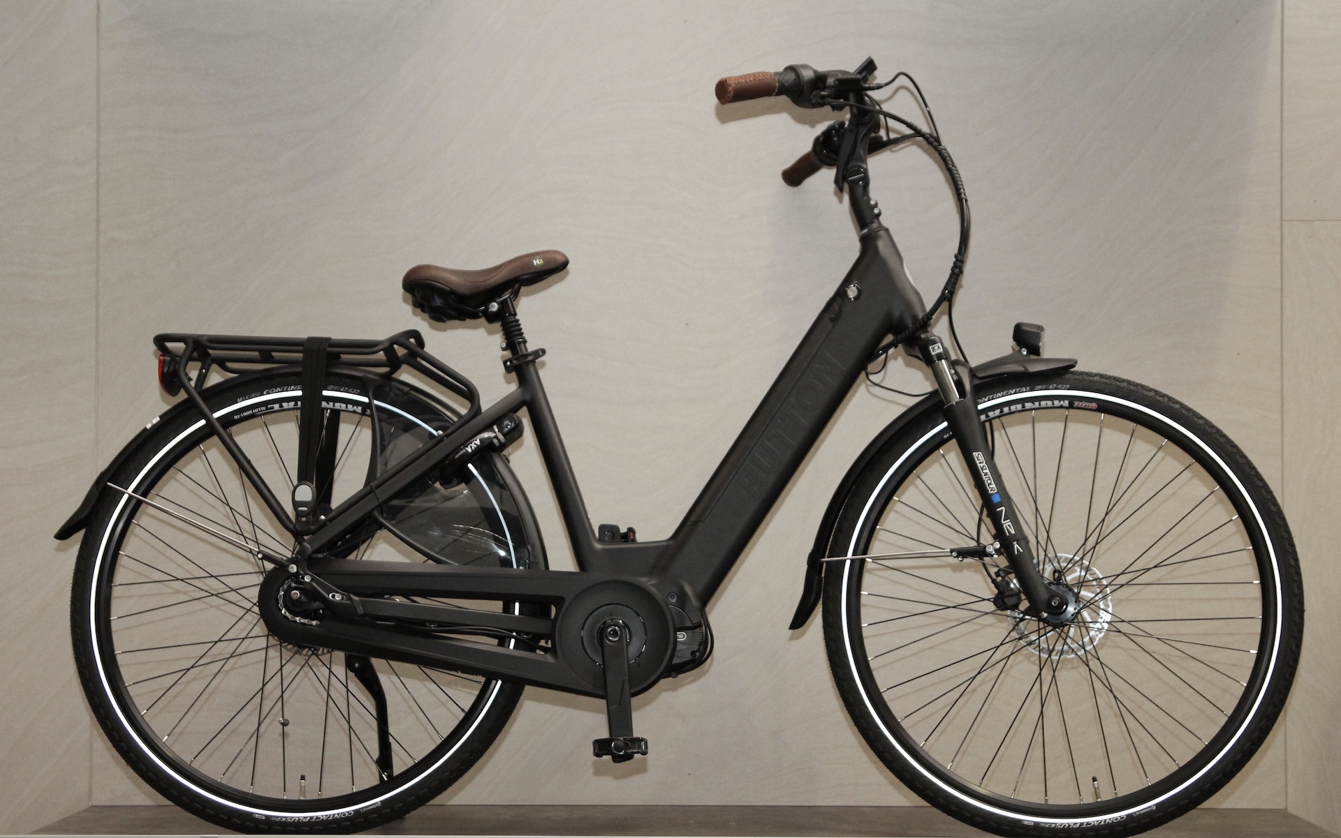 Leerling begrijpen vertrekken Button Cycle Elite Class Mat Zwart Dames (Stad comfort fiets) goedkoop in  de webshop van Knop Tweewielers bestellen